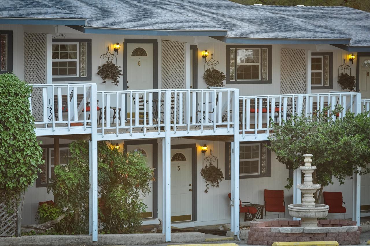Holiday Lodge On キャニオン・レイク エクステリア 写真